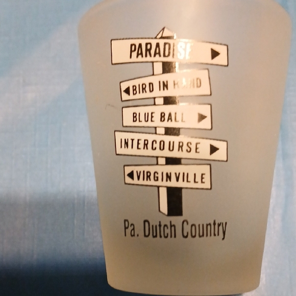 Assorted Glassware Set - Picture 2 of 5